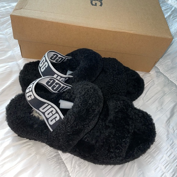 SOLD: UGG Oh Yeah Slides - Picture 3 of 4